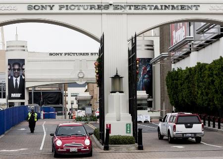 ソニーの米映画子会社ソニー・ピクチャーズエンタテインメントのスタジオ＝２０１４年、米カリフォルニア州（ＡＰ＝共同）