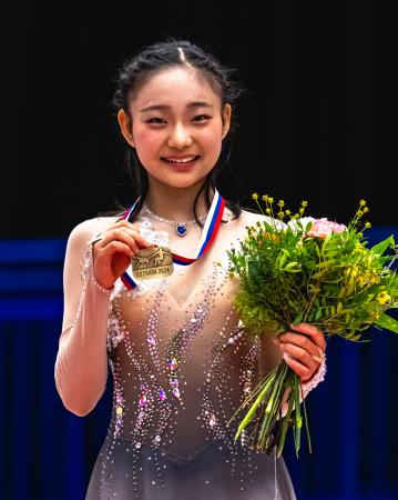 優勝し笑顔の和田薫子＝オストラバ（ゲッティ＝共同）
