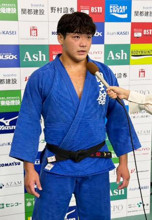 男子９０キロ級で優勝した国士舘大の岡田陸＝６日、日本武道館