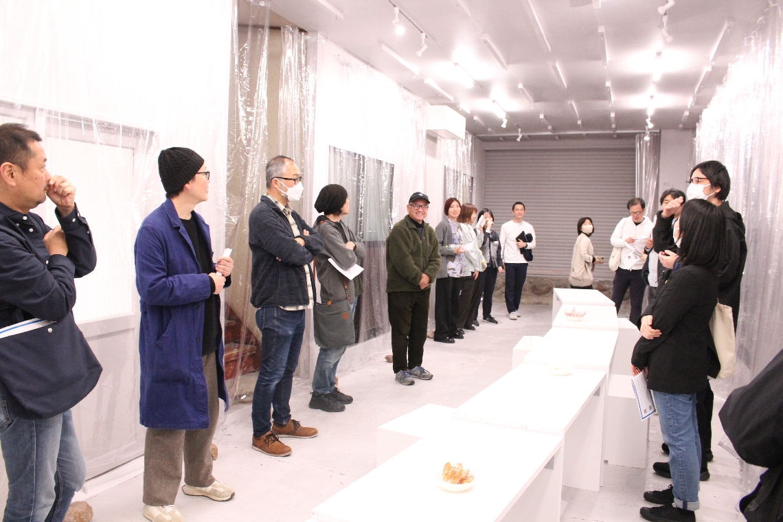 複数のアーティストの共同制作、発表が可能な「ベップ・スタジオ０２」＝別府市秋葉町