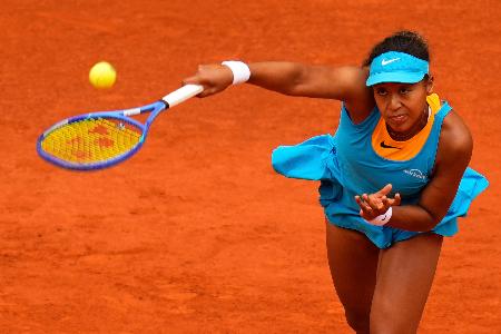 マドリード・オープンでイタリア選手に敗れた大坂なおみ＝２２日、マドリード（ＡＰ＝共同）