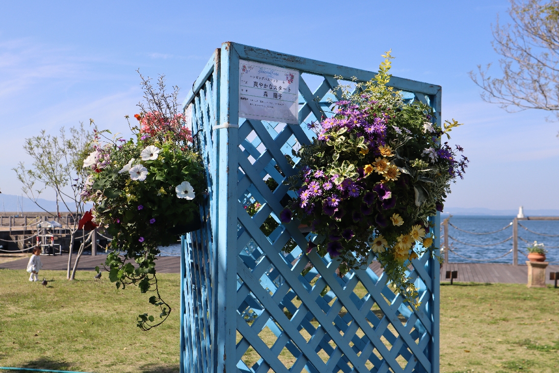 会場に展示されたガーデニングの作品