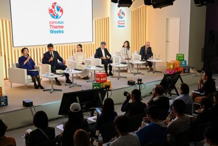 国連が主催した、スポーツの役割を議論するパネルディスカッション＝２７日午後、大阪市此花区の夢洲