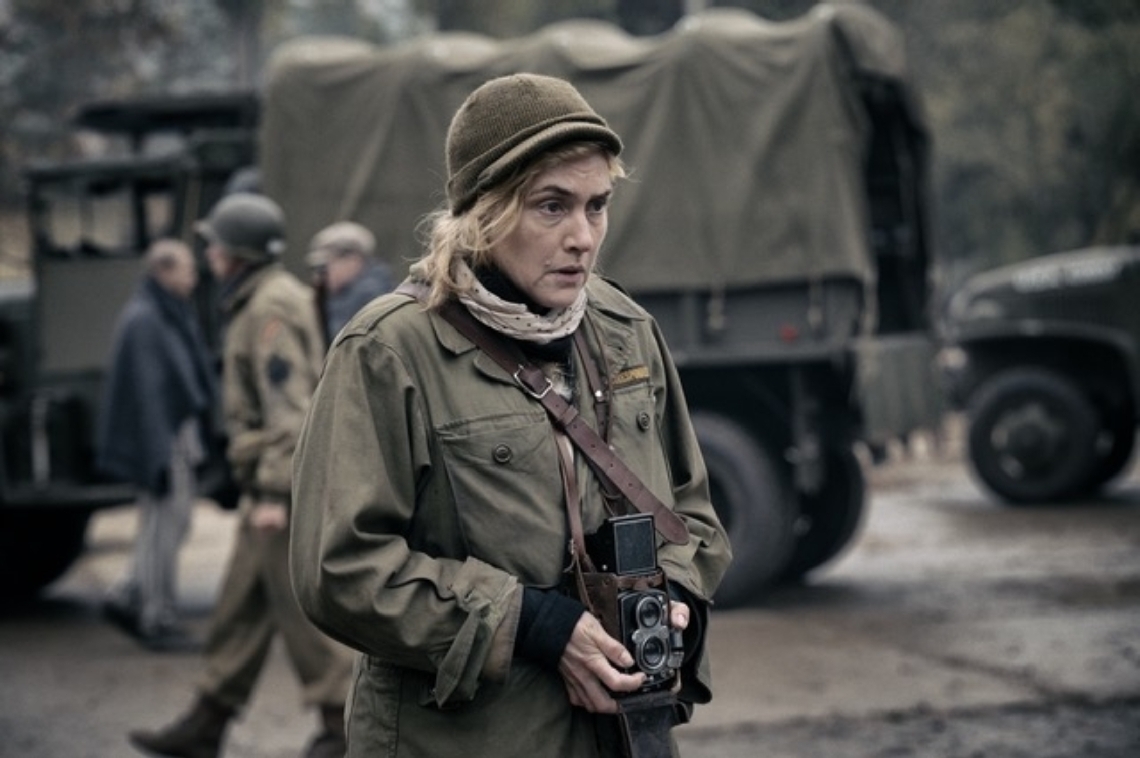 「リー・ミラー　彼女の瞳が映す世界」の一場面（ⓒ　ＢＲＯＵＨＡＨＡ　ＬＥＥ　ＬＩＭＩＴＥＤ　２０２３）