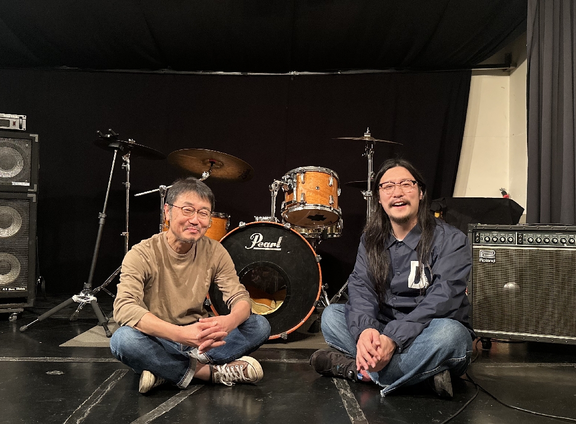 「ＡＴ　ＨＡＬＬ」代表の河村浩さん（左）と上野良介さん