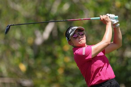 岩井千怜＝２３日、エルカマレオンＧＣ（ゲッティ＝共同）