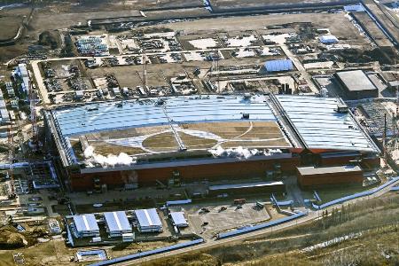 半導体メーカー「ラピダス」の工場＝３月、北海道千歳市