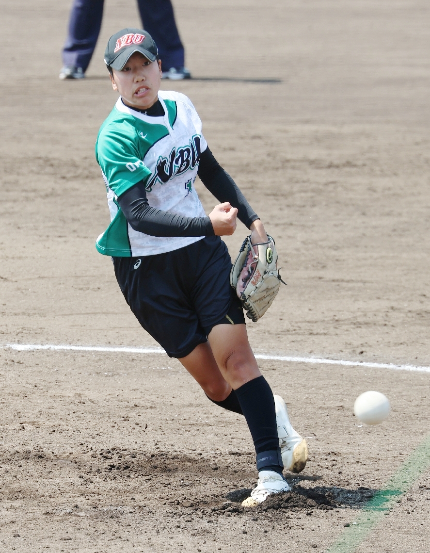 【ソフトボール女子決勝・文理大付―大分西】完封した文理大付の先発亀田