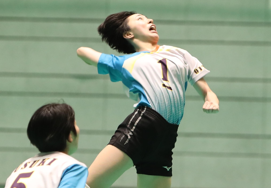 バレーボール女子３位決定戦で攻守に気を吐いた臼杵の江口葉月主将