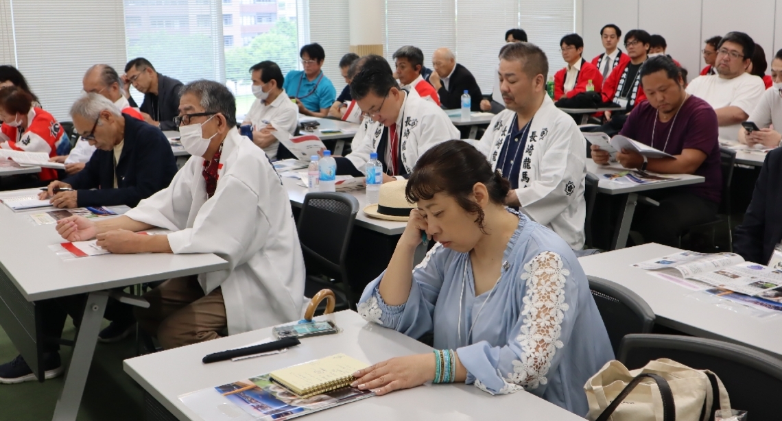 ブロック内各県の龍馬会から約６０人が出席＝大分市