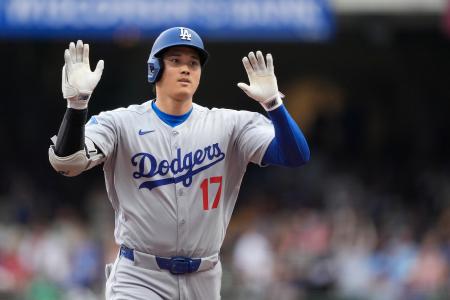 ドジャースの大谷翔平＝８日、ミルウォーキー（ＡＰ＝共同）