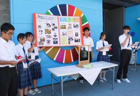 国連パビリオンで開かれたイベント＝１９日午後、大阪市此花区の夢洲