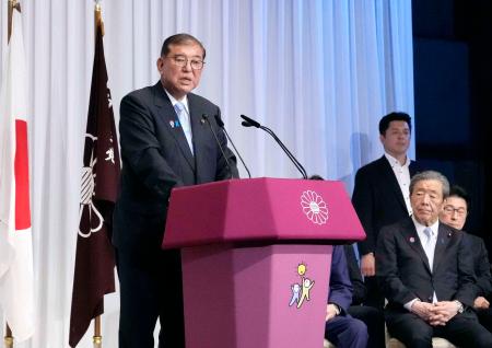 参院選の結果を受け、記者会見する自民党総裁の石破首相＝２１日午後、東京・永田町の党本部