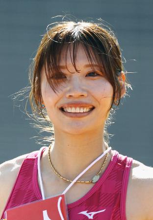 中島ひとみ