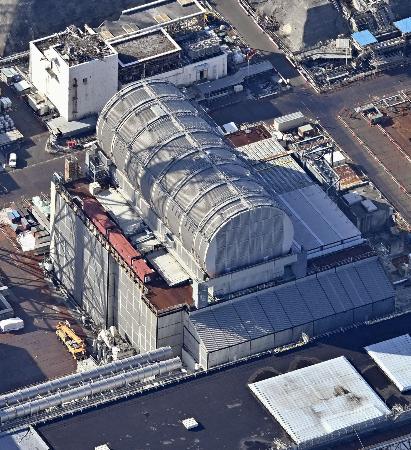 東京電力福島第１原発の３号機＝２月