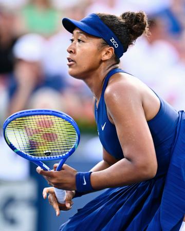テニスのナショナルバンク・オープンの女子シングルス決勝でプレーする大坂なおみ＝モントリオール（ゲッティ＝共同）