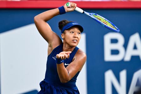 テニスのナショナルバンク・オープンの女子シングルス決勝でプレーする大坂なおみ＝モントリオール（ゲッティ＝共同）