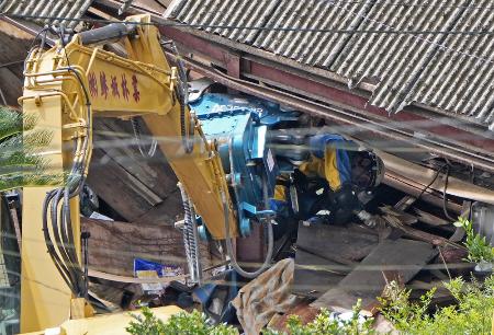 ９日、鹿児島県姶良市の行方不明者捜索現場
