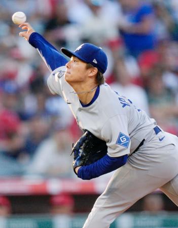 エンゼルス戦に先発したドジャース・山本＝アナハイム（共同）