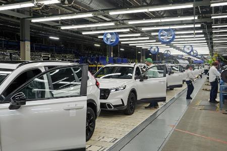 ホンダの米インディアナ工場の生産ライン＝５月、米インディアナ州