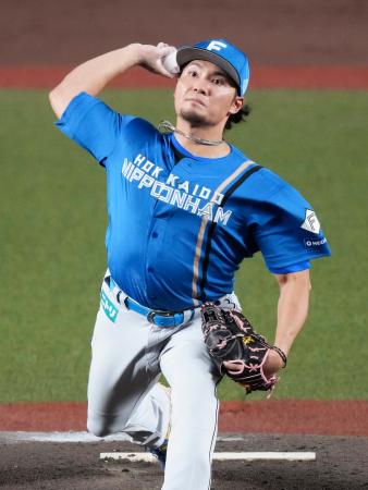 ロッテ戦に先発し７回２失点で１３勝目を挙げた日本ハム・伊藤＝ＺＯＺＯマリン