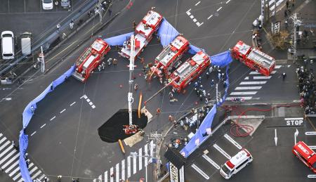 １月に起きた埼玉県八潮市の道路陥没事故現場