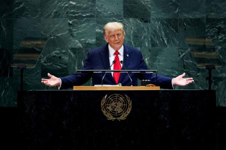 ２３日、国連総会一般討論で演説するトランプ米大統領＝ニューヨーク（ロイター＝共同）