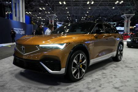 ホンダがゼネラル・モーターズ（ＧＭ）と共同開発した電気自動車（ＥＶ）「ＺＤＸ」＝２０２４年３月（ロイター＝共同）