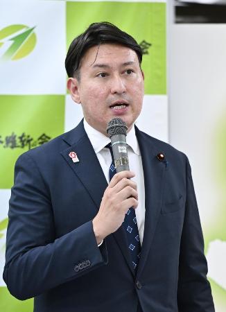 日本維新の会の斎藤アレックス政調会長＝８月、大阪市中央区