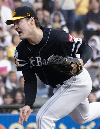 ロッテ戦に先発し、６回１失点で１４勝目を挙げたソフトバンク・有原＝ＺＯＺＯマリン
