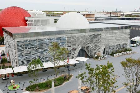 兵庫県・淡路島に移設が決まったオランダ館＝３日、大阪市此花区の夢洲