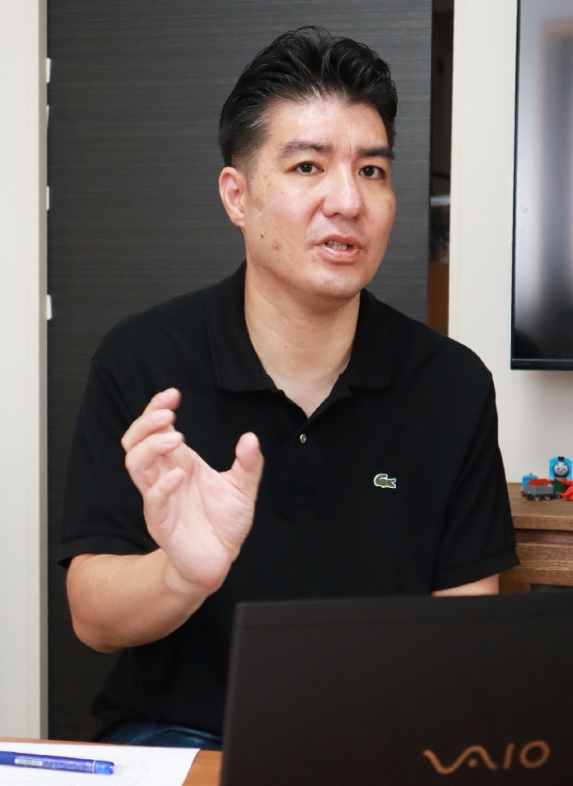 「数値基準を導入したら、数年以内に運用状況を検証してほしい」と語る被害者遺族の波多野暁生さん＝３日、東京都内