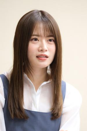 タレントの山崎怜奈さん