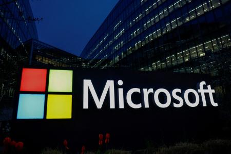 マイクロソフトのロゴ＝パリ近郊、２０２４年３月（ロイター＝共同）
