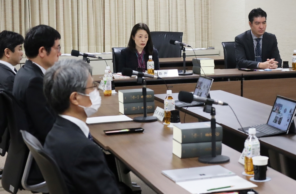 危険運転致死傷罪の在り方を議論した法制審議会刑事法部会の委員ら＝２４日、東京・霞が関
