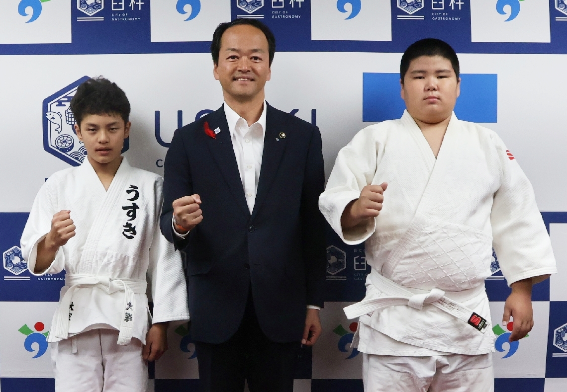 Usuki Judo Athletes Vow Success to Mayor | Oita News