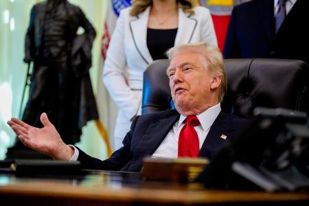 トランプ米大統領＝６日、ワシントン（ゲッティ＝共同）