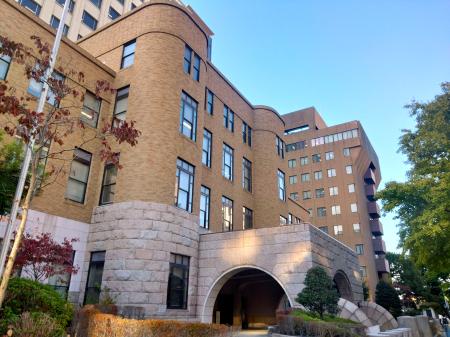 横浜地裁＝１０日午後