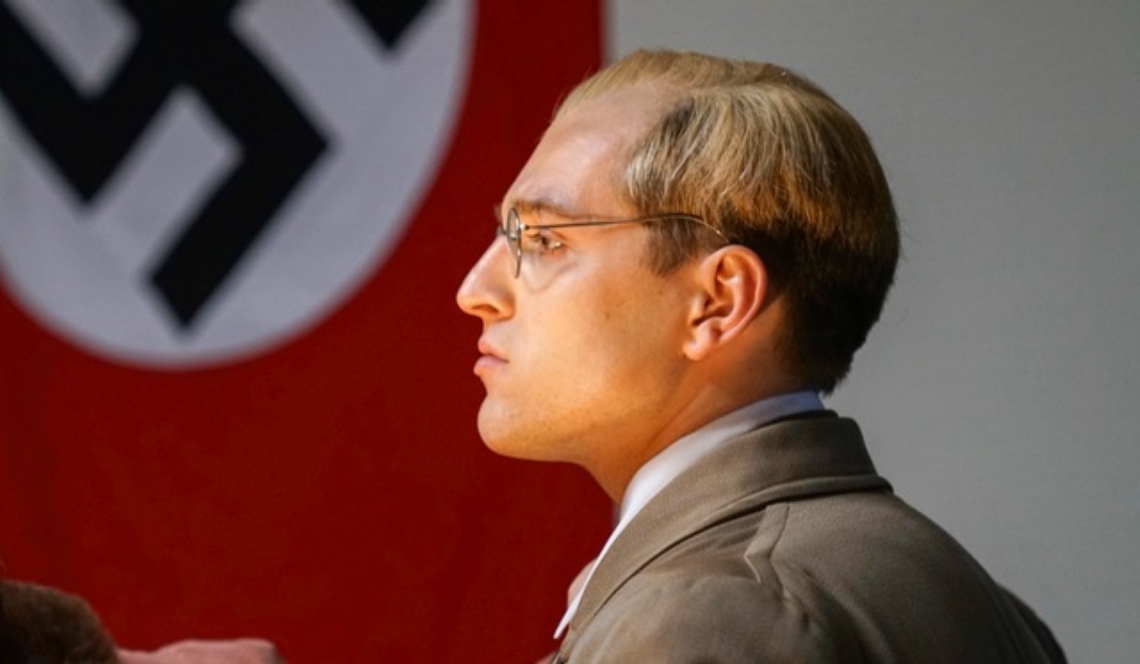 「ボンヘッファー　ヒトラーを暗殺しようとした牧師」の一場面（ⓒ２０２４　Ｃｒｏｗ’ｓ　Ｎｅｓｔ　Ｐｒｏｄｕｃｔｉｏｎｓ　Ｌｉｍｉｔｅｄ）