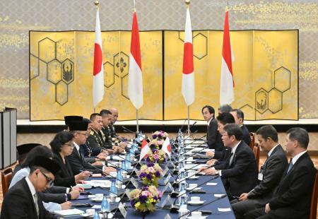 日インドネシア外務・防衛閣僚会合（２プラス２）＝１７日午後、東京都港区の飯倉公館（代表撮影）