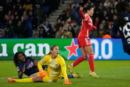 女子の欧州チャンピオンズリーグ、パリ・サンジェルマン戦でゴールを決めたバイエルン・ミュンヘンの谷川萌々子＝２０日、パリ（ＡＰ＝共同）