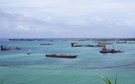 沖縄県名護市辺野古の大浦湾側