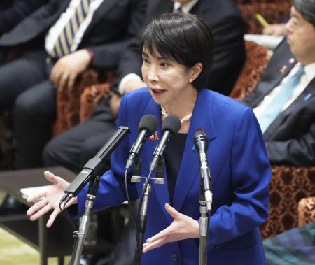 ７日の衆院予算委で答弁する高市首相