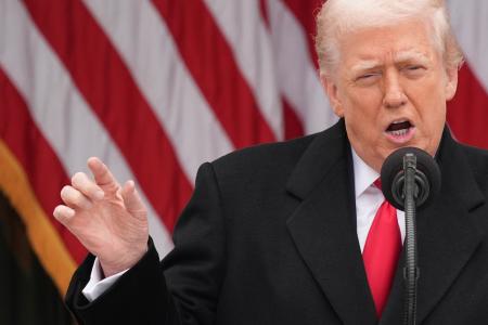 トランプ米大統領＝２５日、ワシントン（ＡＰ＝共同）