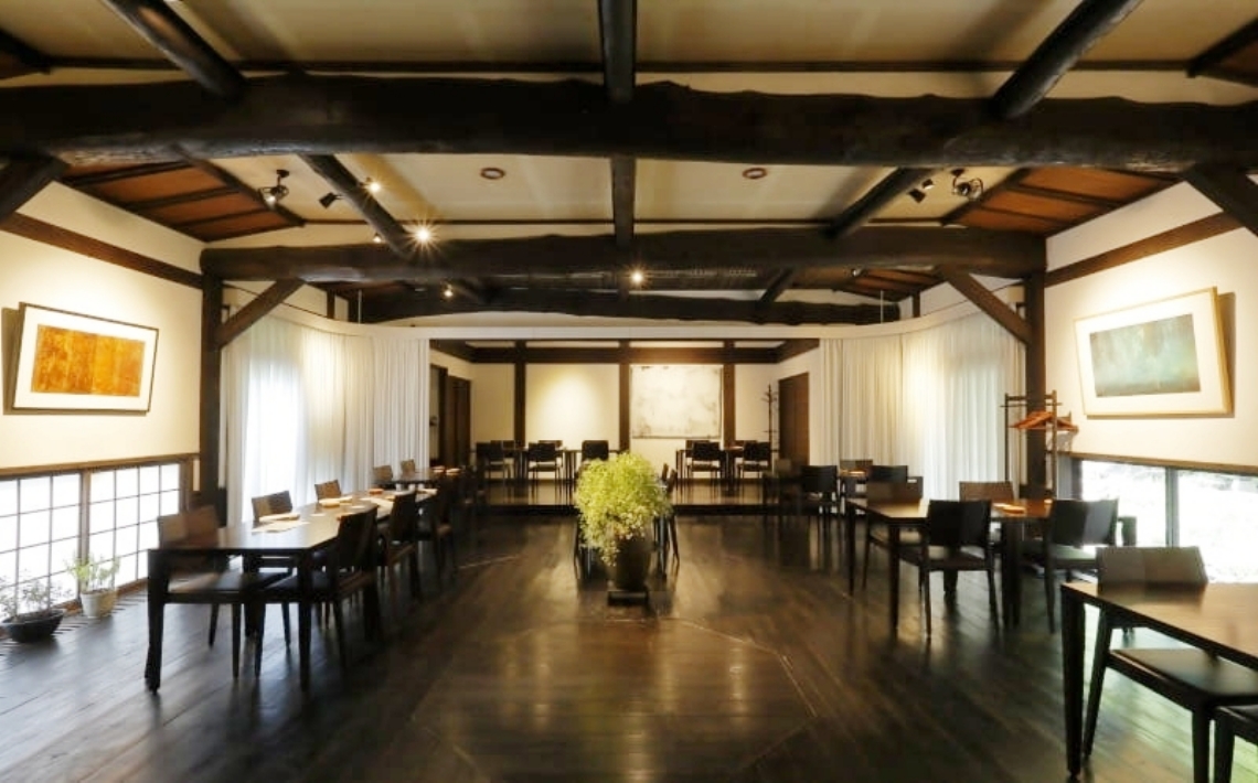 県産食材を使ったコース料理などを提供する「オット・エ・セッテ大分」