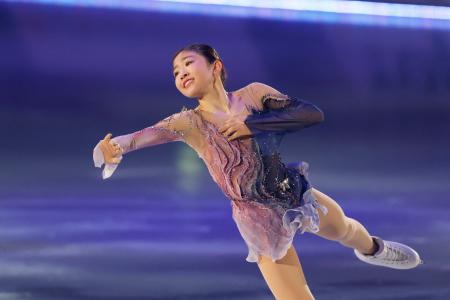 エキシビションで演技する千葉百音＝国立代々木競技場