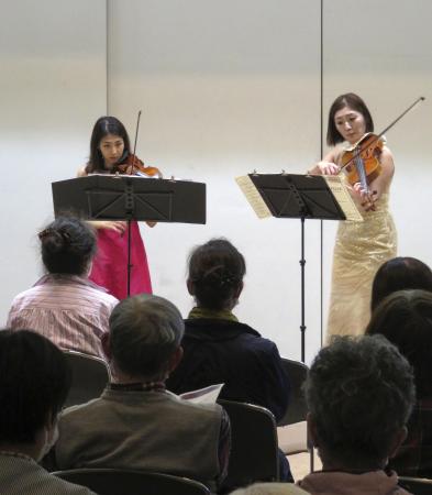 奈良県立橿原考古学研究所付属博物館で行われた、関西フィルの奏者による第１回コンサート＝２０２２年１１月、奈良県橿原市