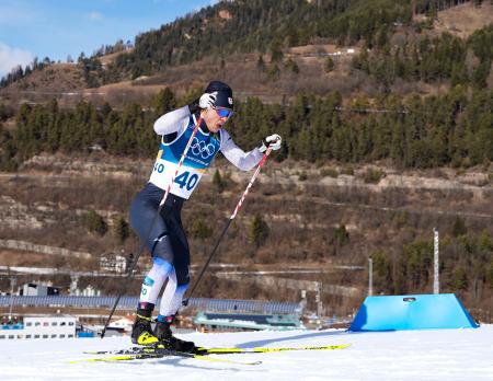 男子距離複合　後半フリーで力走する広瀬崚＝テーゼロ（共同）