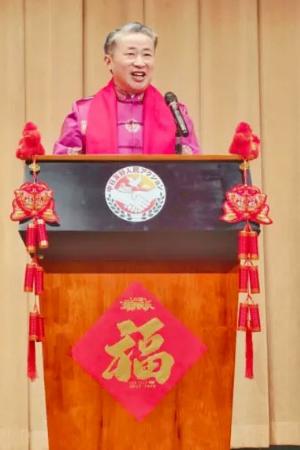 １０日、大阪総領事館が開催した行事に出席した中国の薛剣駐大阪総領事（同館の「微信（ウィーチャット）」公式アカウントから、共同）