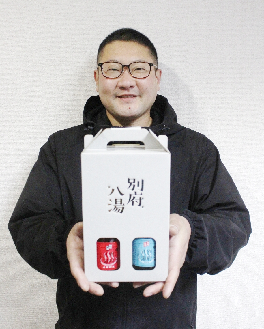 「泉都の土産品としても親しまれてほしい」と願う高橋一取締役